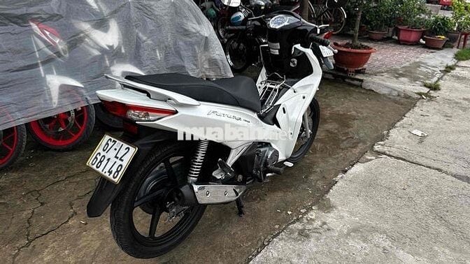 Honda Future fi 2022 trắng đen ( hỗ trợ góp )