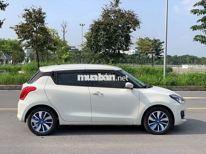 Suzuki Swift GLX 1.2 AT 2018, đi ít trong tầm giá