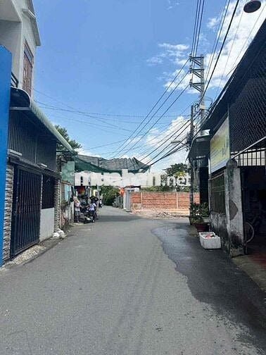 BÁN LÔ ĐẤT HẺM THÔNG - MẶT TIỀN KINH DOANH – GẦN CHỢ PHÚ THỌ
