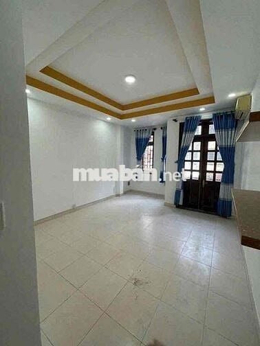 Cho thuê nhà 3 lầu MT kinh Doanh sát Hoàng Diệu 2 Phường Linh Chiểu