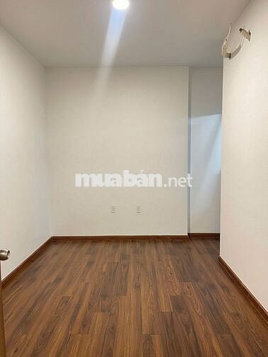 Bán nhanh căn hộ sân vườn - đã có sổ hồng diện tích 75m +35m2 sân vườn