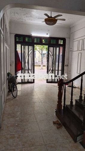 CHO THUÊ TẦNG 01 MẶT ĐƯỜNG PHỐ QUY LƯU- TRUNG TÂM PHỦ LÝ, HÀ NAM