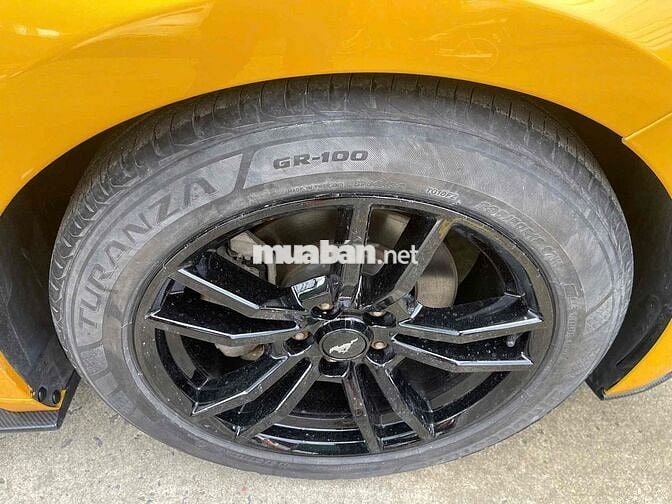 Ford Mustang Cũ 2.3L AT 2014 - 80000 km ốp Carbon