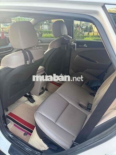 Hyundai Tucson 2020 1.6 AT Turbo - 60000 km