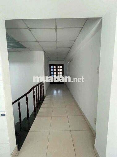 Cho thuê nhà 3 lầu MT kinh Doanh sát Hoàng Diệu 2 Phường Linh Chiểu