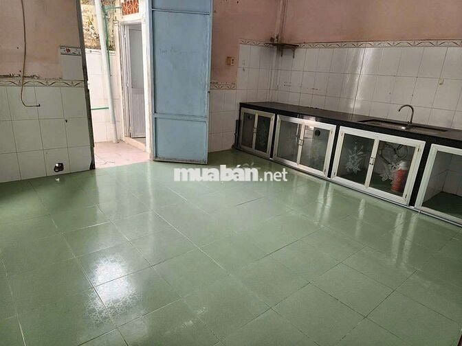 Nhà hẻm 3 Lê Hồng Phong diện tích rộng