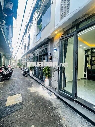 Bán Nhà xây mới 101%. 4 tầng. 3 phòng. ngang 4.4 dài 9