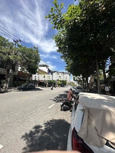 CHỦ CHO THUÊ NHANH NGUYÊN CĂN ĐƯỜNG 2/9, 450m2.