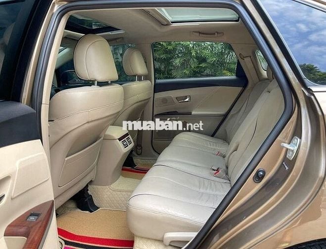 Chính chủ bán Toyota Venza 2.7 bản full AWD