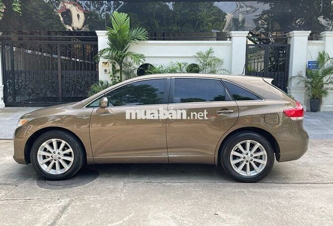 Chính chủ bán Toyota Venza 2.7 bản full AWD