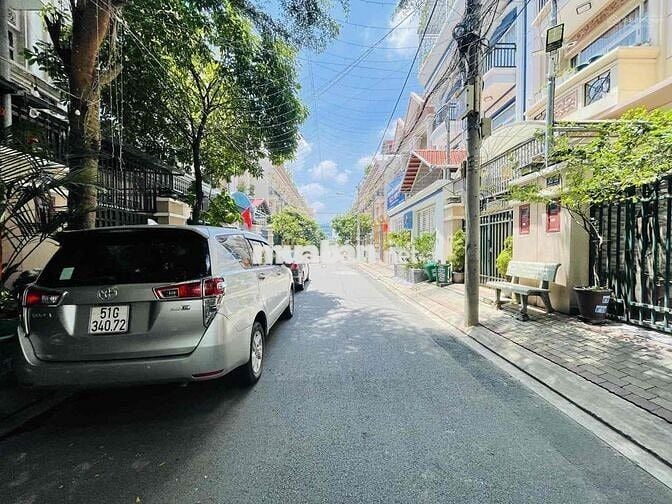 Nhà Phố Vĩnh Tân DT 4x18 1Trệt 3Lầu 4Pn 5Wc Sân Hẻm Nhựa Đồng Bộ