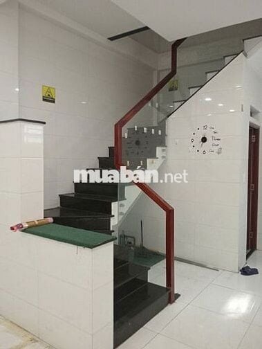 NHÀ MẶT TIỀN ĐƯỜNG THẠCH LAM 4X17M, NHÀ SÁT TRƯỜNG PHAN CHU TRINH