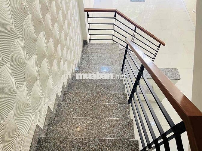 Nhà Phố Vĩnh Tân DT 4x18 1Trệt 3Lầu 4Pn 5Wc Sân Hẻm Nhựa Đồng Bộ