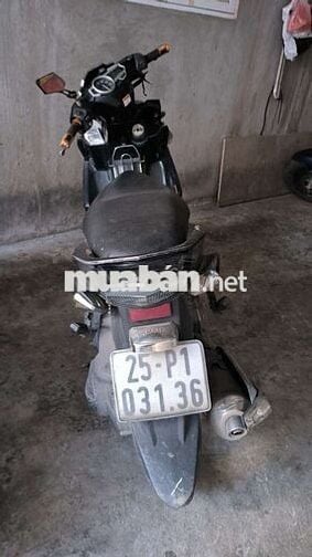 Xe máy Yamaha Nouvo LX màu đen đã sử dụng