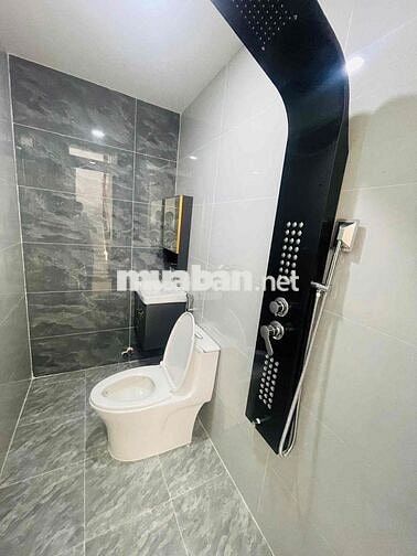 Bán Nhà xây mới 101%. 4 tầng. 3 phòng. ngang 4.4 dài 9