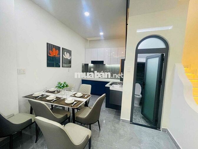 Bán Nhà xây mới 101%. 4 tầng. 3 phòng. ngang 4.4 dài 9