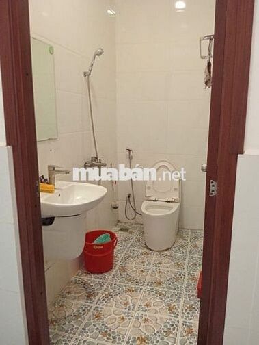 NHÀ MẶT TIỀN ĐƯỜNG THẠCH LAM 4X17M, NHÀ SÁT TRƯỜNG PHAN CHU TRINH