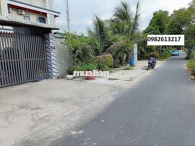Cần bán lô đất Đ.Nguyễn Thị Thạo - Phước Hiệp, DT 136m2 giá 1,3 tỷ SHR