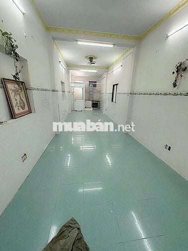 Mình Cho Thuê Nhà Đắc Địa Giáp Nguyễn Sơn – 4x20m, KDoanh Tốt Chỉ 30TR