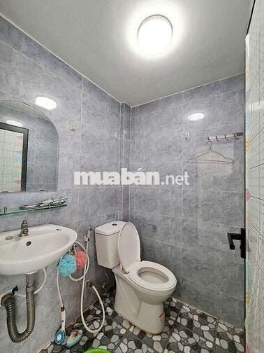 Trọ Mặt tiền hẻm liên tổ 3-4 Nguyễn Văn Cừ
