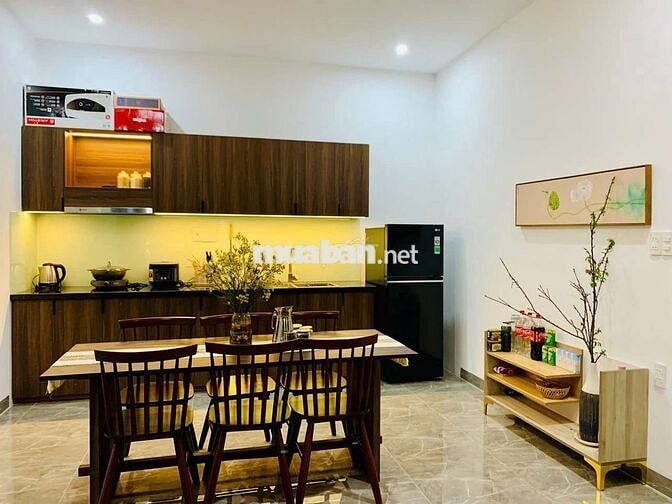 🍊🍊🍊cho thuê nhà đẹp như home stay có nội thất sân vườn giá chỉ 7tr5