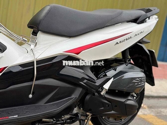 Airblade 125 2Val đk2022 1chủ ít đi zin100% mới99%