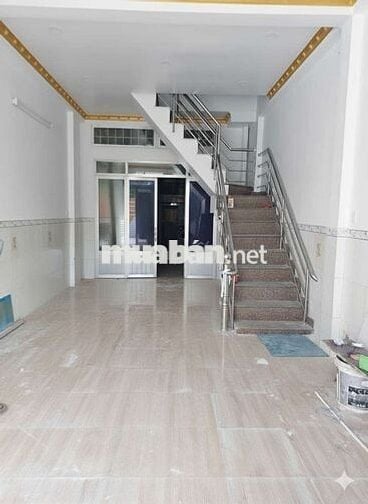 Mình Cho Thuê Nhà Đắc Địa Giáp Nguyễn Sơn – 4x20m, KDoanh Tốt Chỉ 30TR