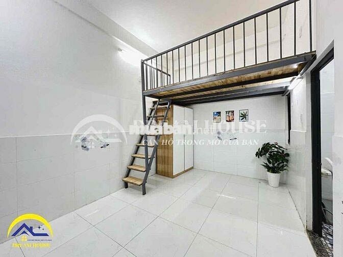 Duplex gác cao phòng rộng, giáp Tân Phú cạnh Aeon Tân Phú