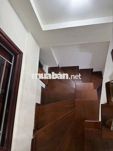 Bán Nhà Lò Đúc 15M x 4T Giá 4,5 Tỷ. Ngõ nông, 15m ra ô tô, 2 thoáng