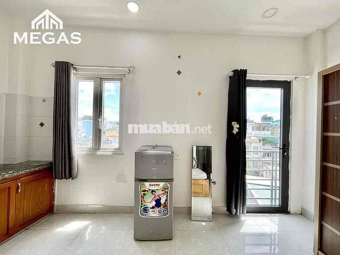Trống căn STUDIO Ban Công ngay CMT8 - Gần Vòng Xoay Dân Chủ