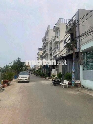 Bán Đất xã Bà Điểm DT: 5x25 dân cư an ninh sạch đẹp