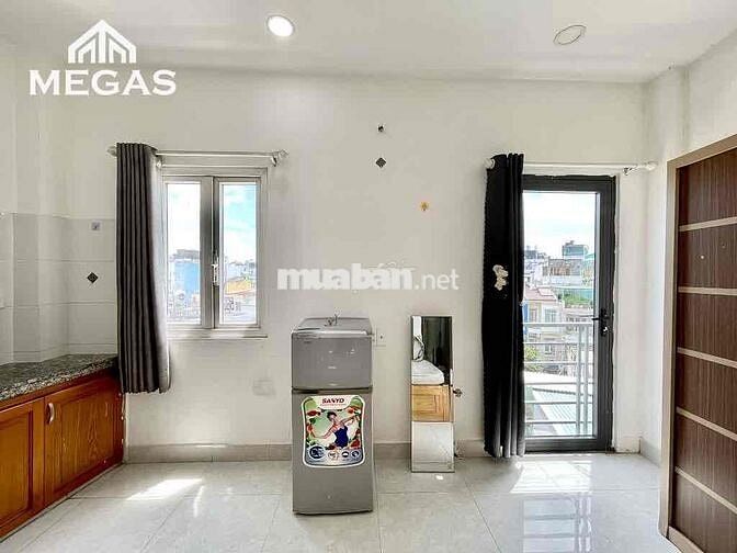 Trống căn STUDIO Ban Công ngay CMT8 - Gần Vòng Xoay Dân Chủ