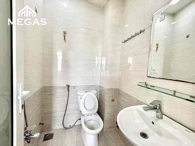 Trống căn STUDIO Ban Công ngay CMT8 - Gần Vòng Xoay Dân Chủ
