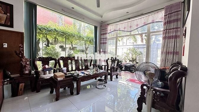 BÁN BIỆT THỰ 240M2 4 TẦNG  QUẬN 12