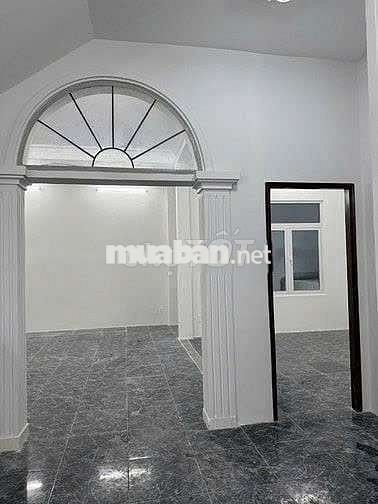 Cho thuê nhà mặt tiền Nguyễn bá tuyển, k300. Dt. 9x17m 1t 2 lầu st