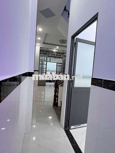 Bán nhà đường Nguyễn Thị Đặng 60m2, 2T hxh ,shr.