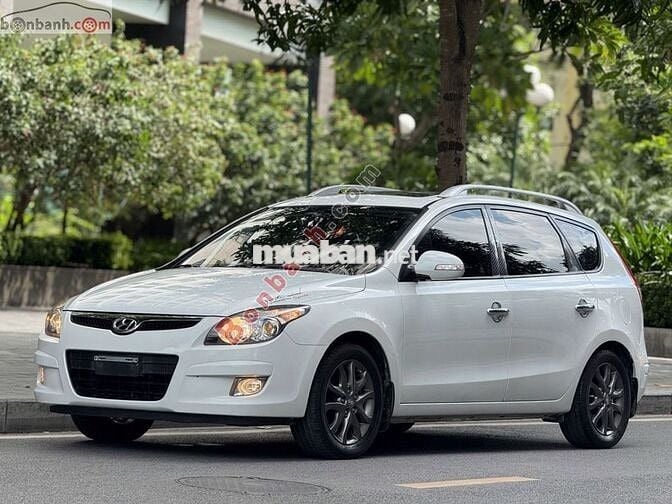 Hyundai i30 CW 1.6 AT 2010 - 250 Triệu