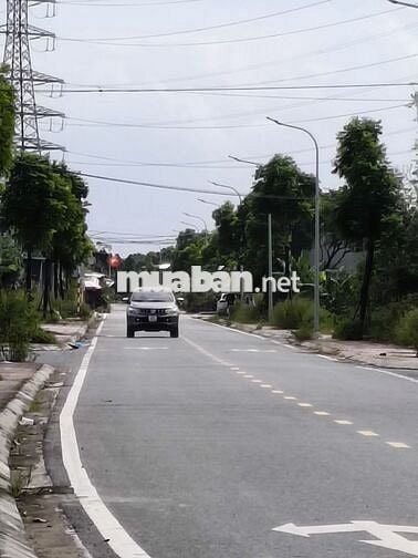 BÁN ĐẤT TẶNG NHÀ 2T 86M² NGÕ THÔNG RỘNG Ô TÔ CHẠY VÒNG QUANH