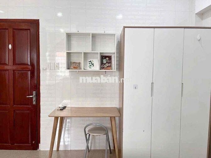 STUDIO FULL NỘI THẤT - CỬA SỔ TRỜI NGAY SÂN BAY TSN - CV GIA ĐỊNH