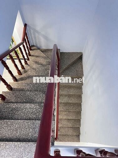 Bán nhà đường Nguyễn Thị Đặng 60m2, 2T hxh ,shr.
