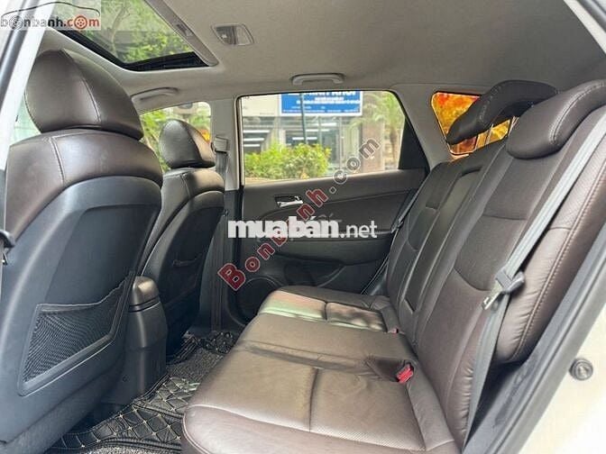 Hyundai i30 CW 1.6 AT 2010 - 250 Triệu