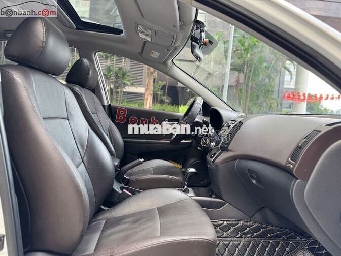 Hyundai i30 CW 1.6 AT 2010 - 250 Triệu
