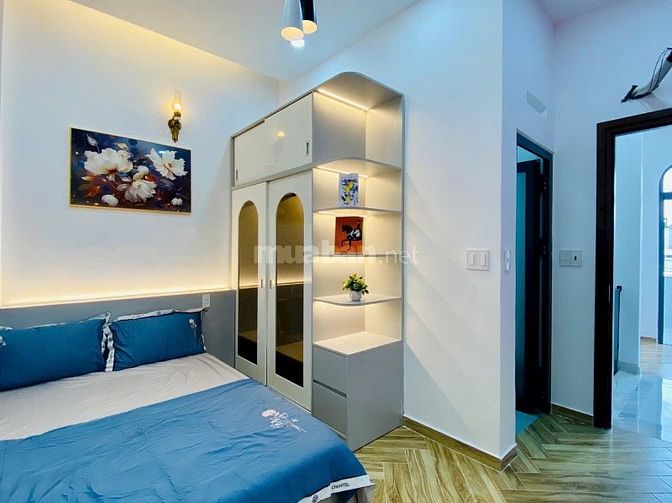 CHỦ BÁN GẤP NHÀ NGUYỄN XÍ BÌNH THẠNH, Giá 1 tỷ 990 gần VinCom, Chợ