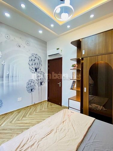 CHỦ BÁN GẤP NHÀ NGUYỄN XÍ BÌNH THẠNH, Giá 1 tỷ 990 gần VinCom, Chợ