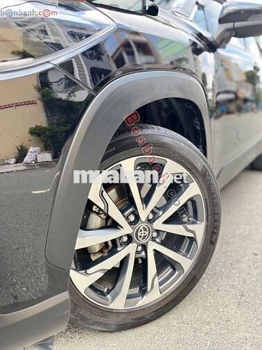 Toyota Corolla Cross 1.8V 2022 - 705 Triệu