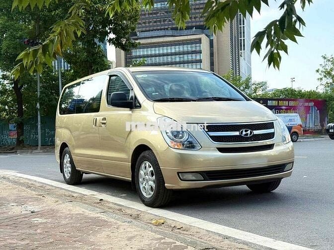 Bán gấp xe 9 chỗ Hyundai Starex 2010 máy zin