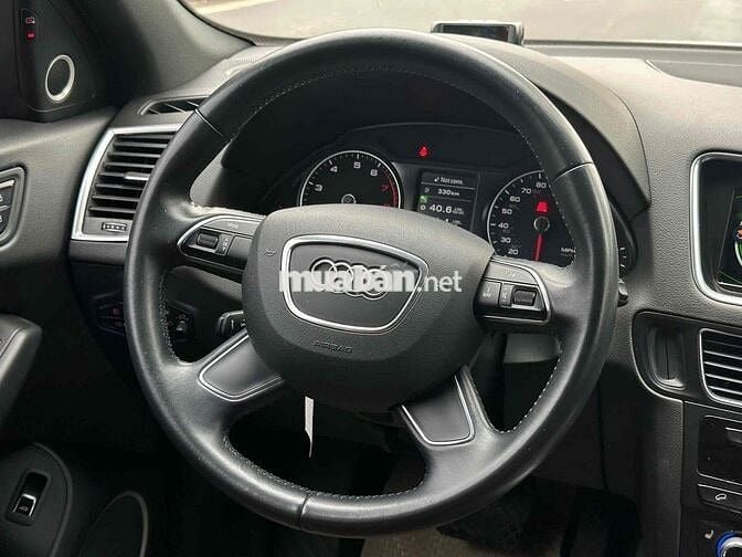 Audi Q5 2016 2.0T Premium Quattro - 60000 km