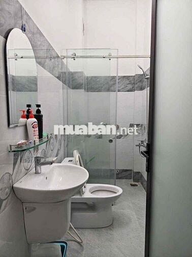 CHO THUÊ NHÀ LẦU FULL MÁY LẠNH KHU DÂN CƯ 91B