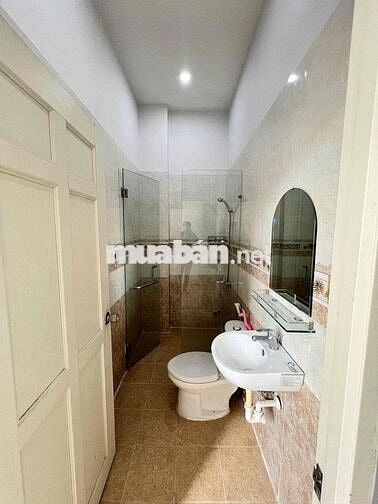 CHO THUÊ NHÀ MẶT TIỀN HẺM 60 TRẦN HOÀNG NA