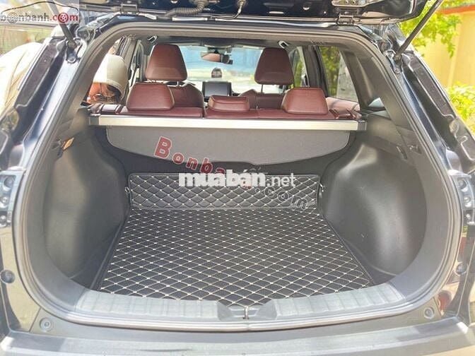Toyota Corolla Cross 1.8V 2022 - 705 Triệu